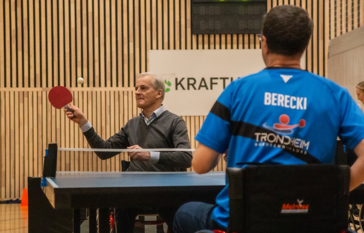 Hvem tror dere vant i bordtennis?